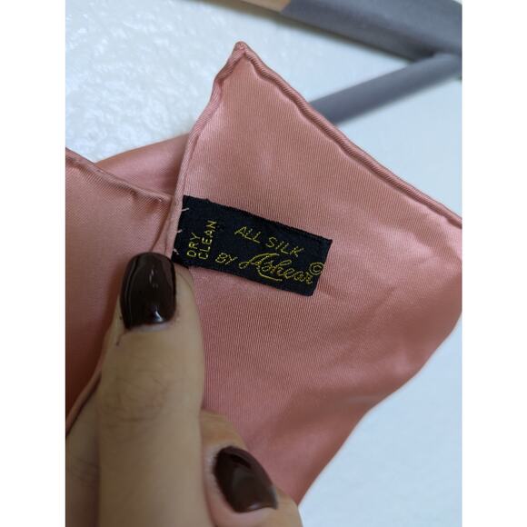 VTG Ashear 100% Silk Pocket Square 18" Men Rose Pink Handkerchief Preppy Formal - Picture 2 of 7